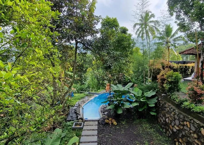 Garden Of Munduk